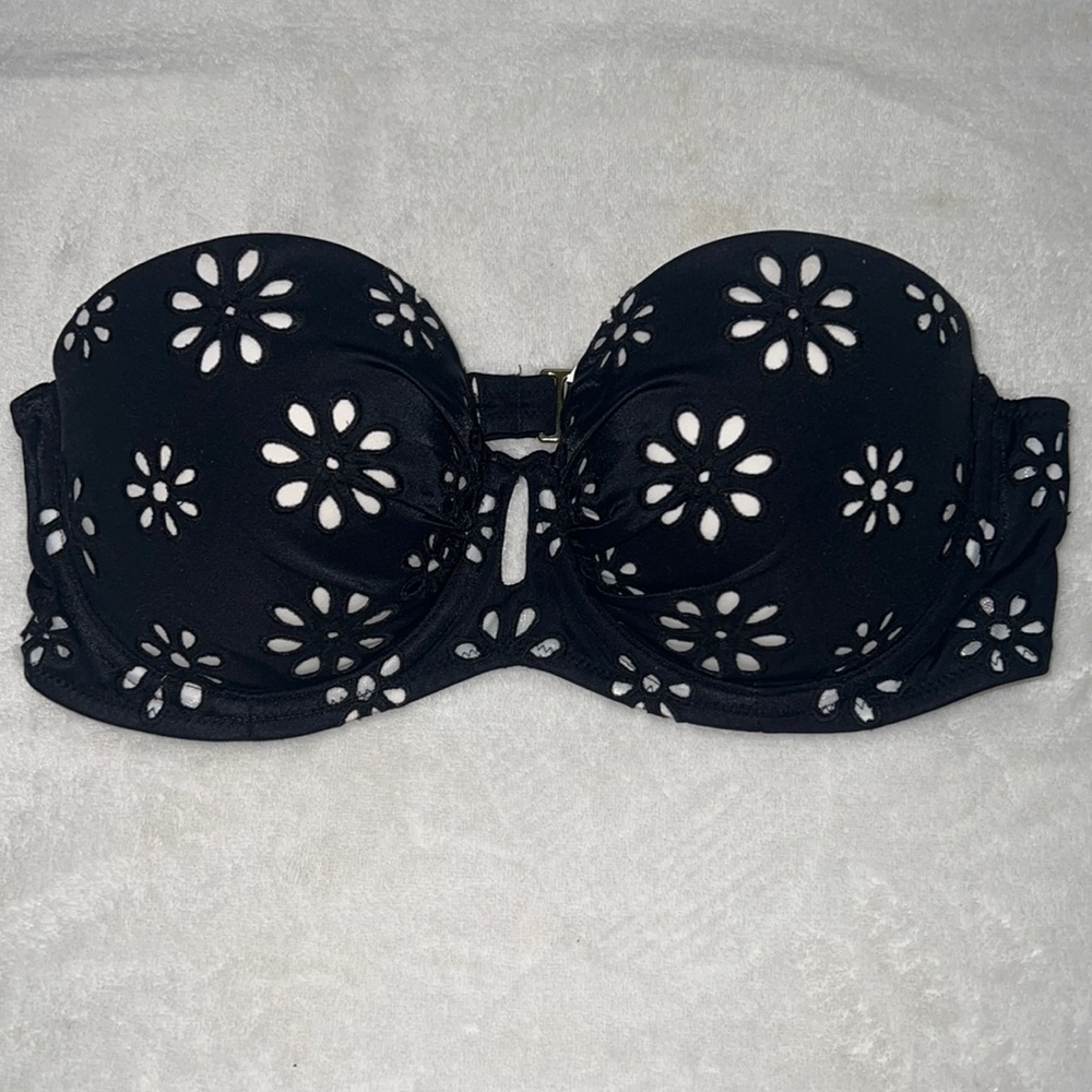 Victoriaâs Secret Strapless Swim Top